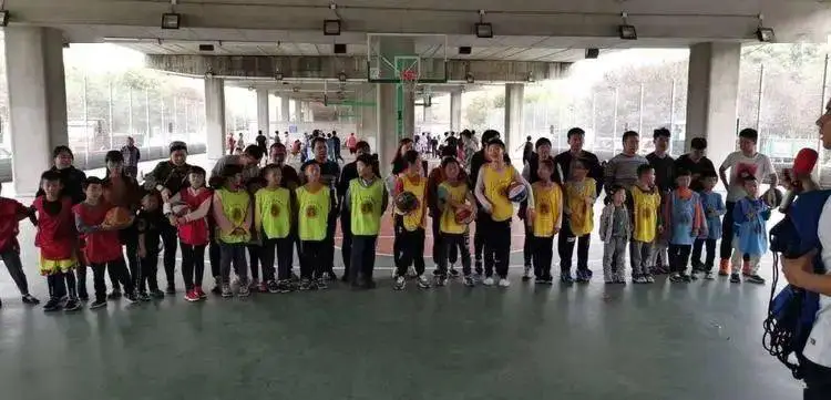如何制定有效的篮球训练策略以提高球员表现_2
